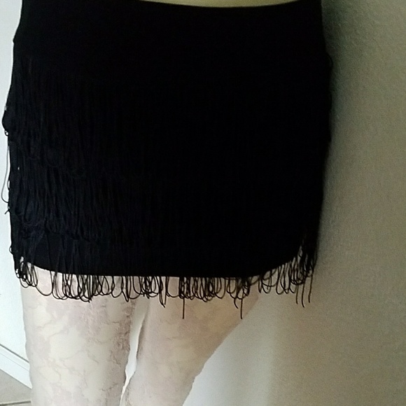 What's $25  Mini Skirt  JRS WAS $22 - Picture 2 of 4